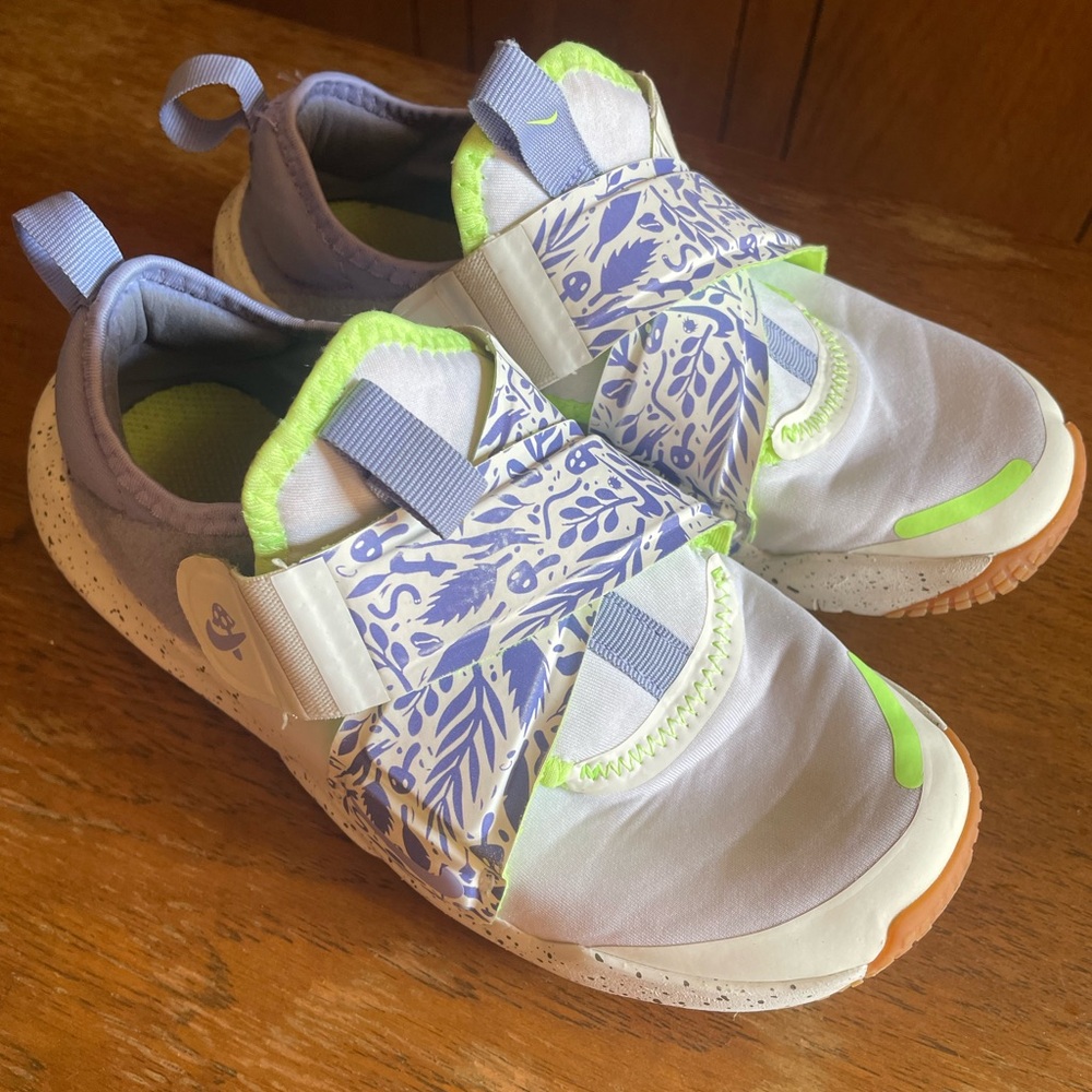 1.5 Youth Nike Shoes